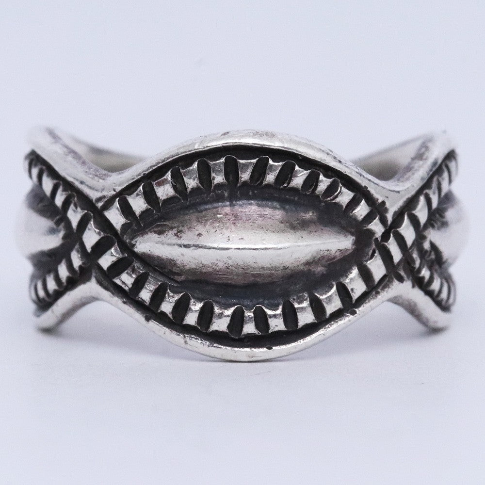 LARRY SMITH LEAF CUT RING Repousse Ring Size ONE SIZE