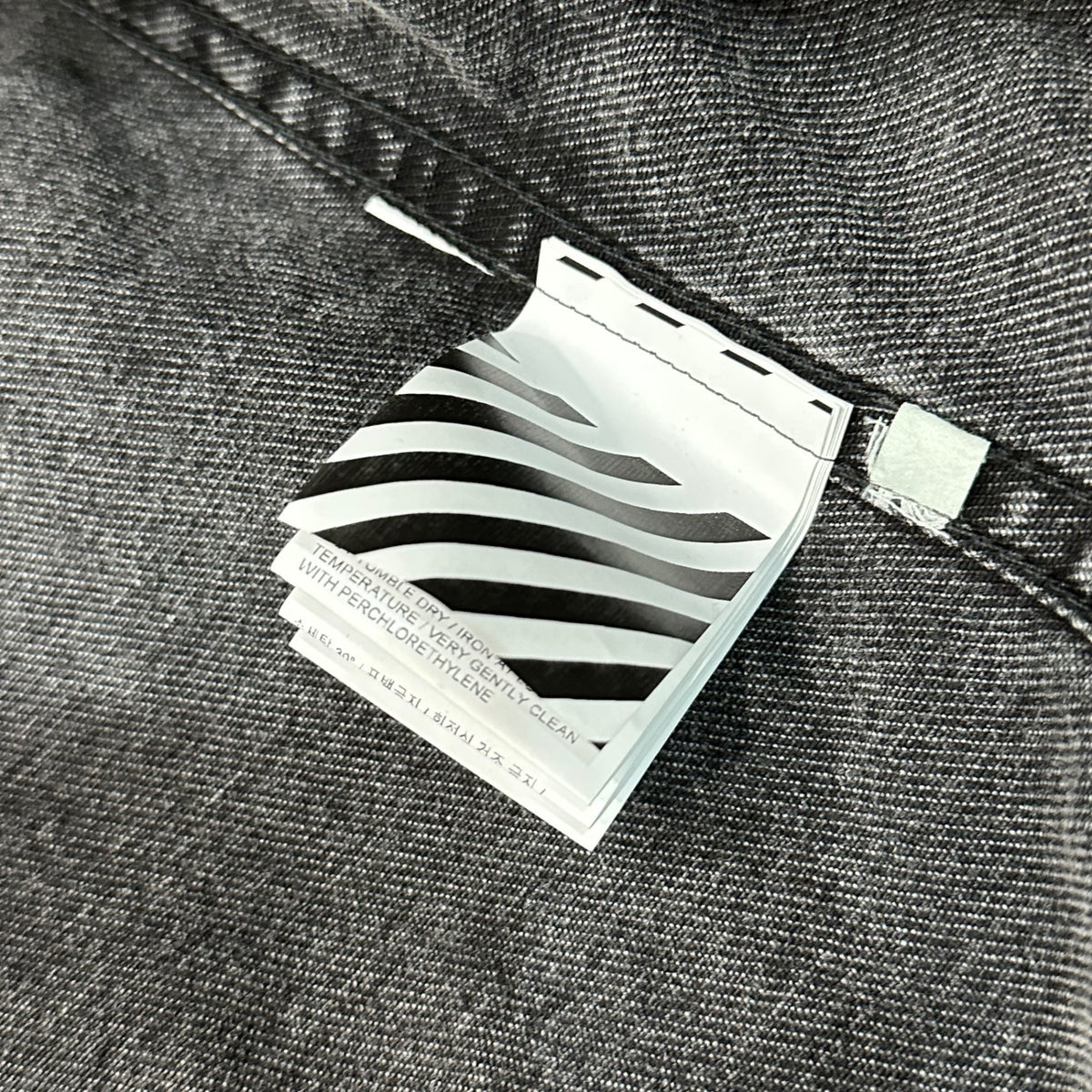 Off-White Arrow Oversize Denim Jacket Black Size M