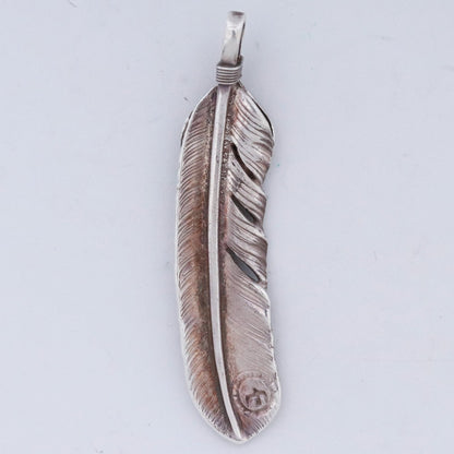 Goro's XL Silver Feather Right Facing Necklace