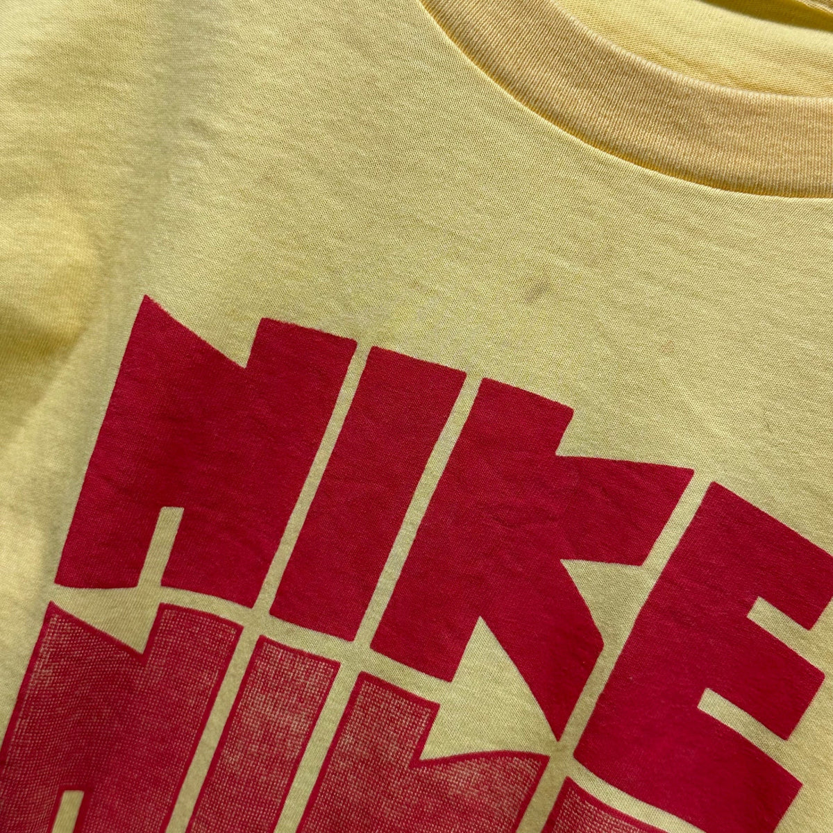 NIKE 80's 4-tier Logo Print T-Shirt Yellow/Red