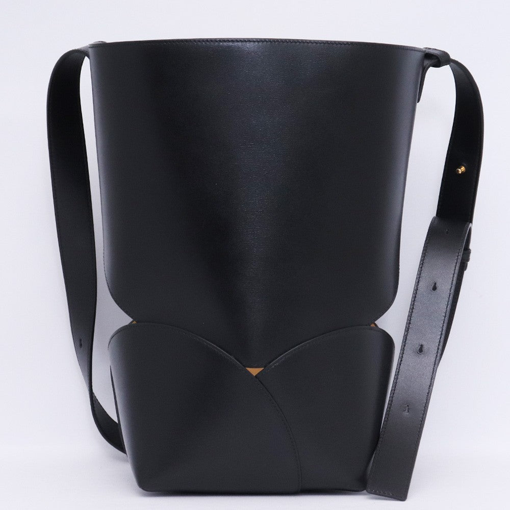 JIL SANDER CURVE BUCKET MD Leather Bag Black Size ONE SIZE