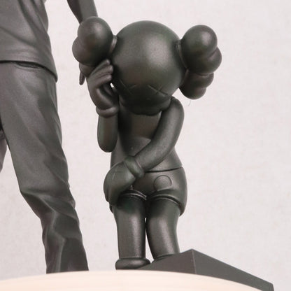 Kaws PARTNERS ORIGINAL FAKE VINYL FIGURE 2012 Gray Size F