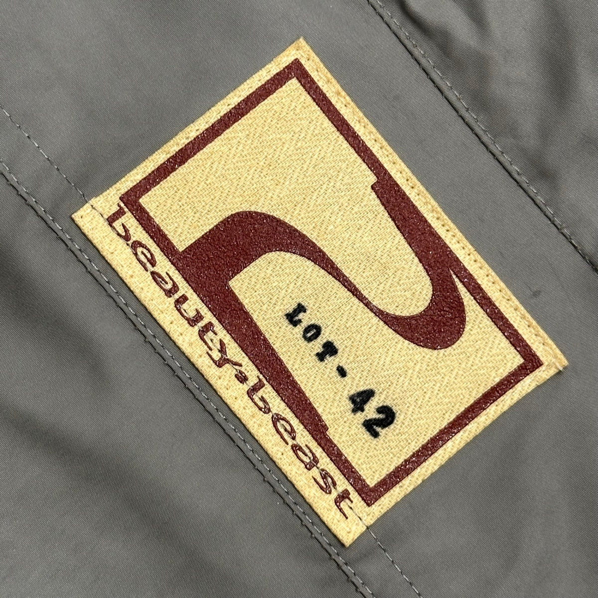 2 beauty:beast 90s Back Patch Zip-Up Jacket Gray Size 2