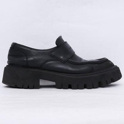 BALENCIAGA TRACTOR LOAFER Damaged Leather Loafers Black