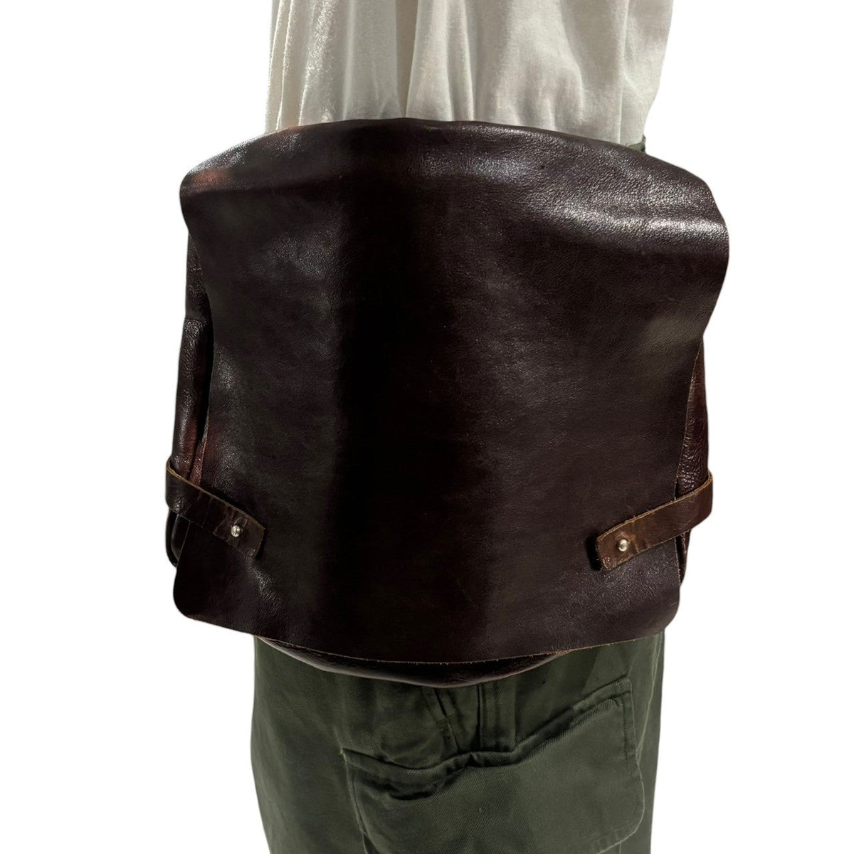 Y's Leather Flap Waist Pouch Brown
