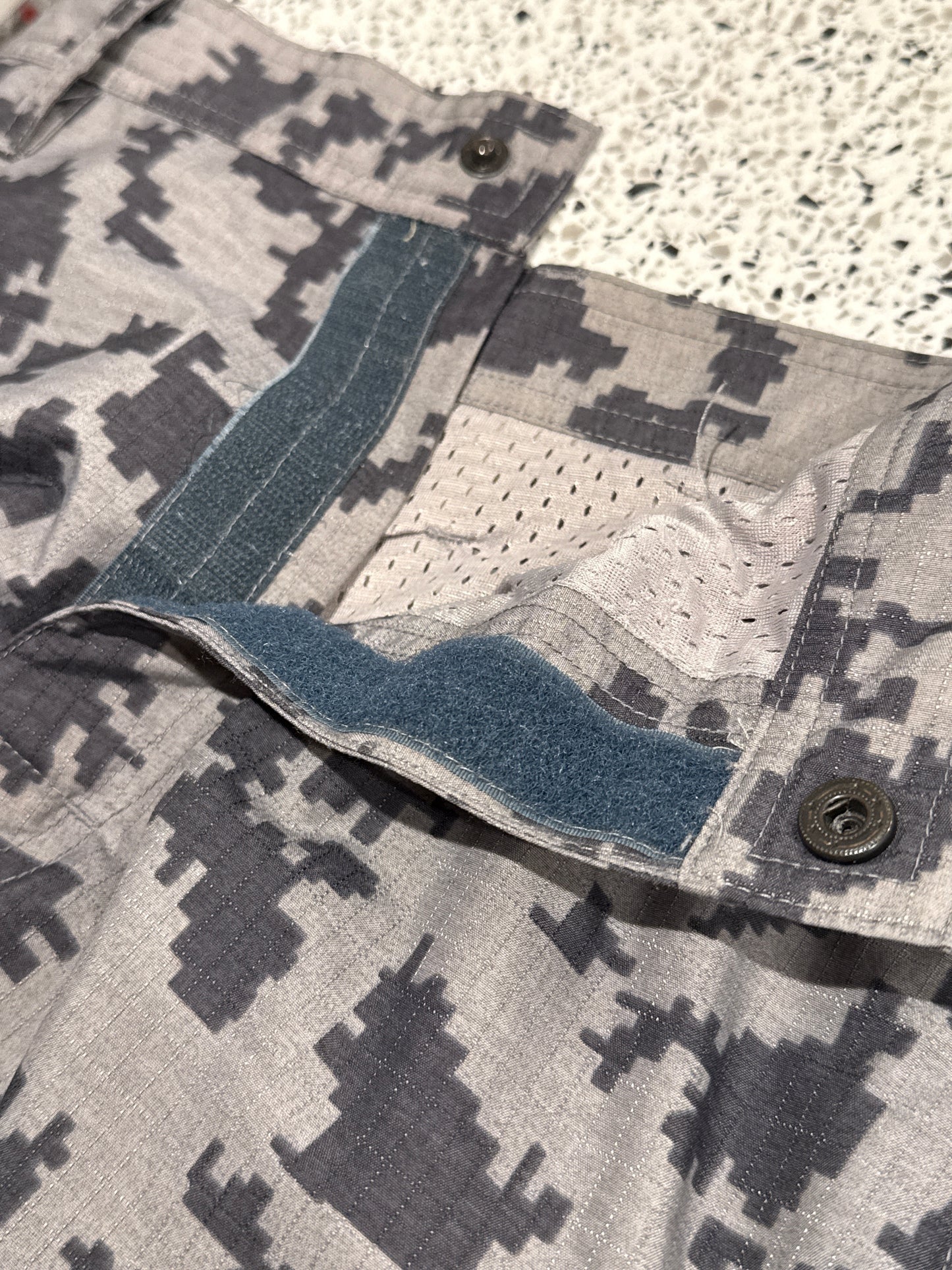 STUSSY 00s Digital Camo Polyester Size L