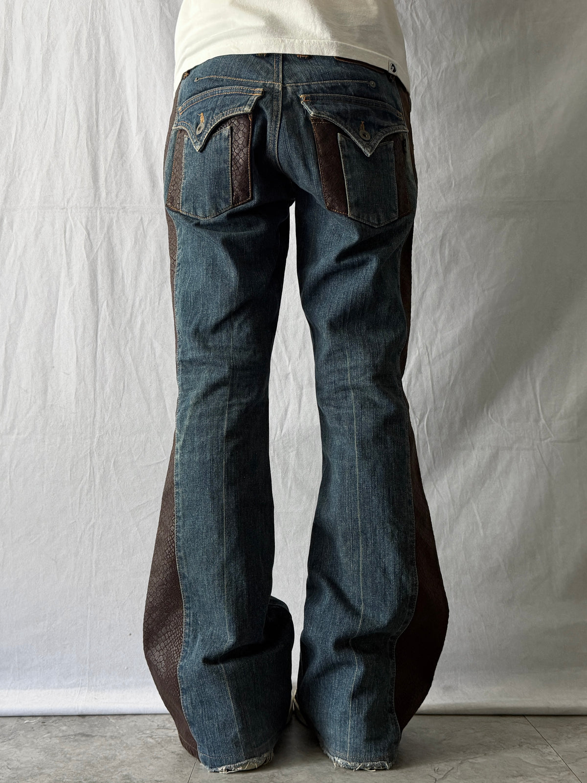 MORGAN Western Python Flared Denim Size M