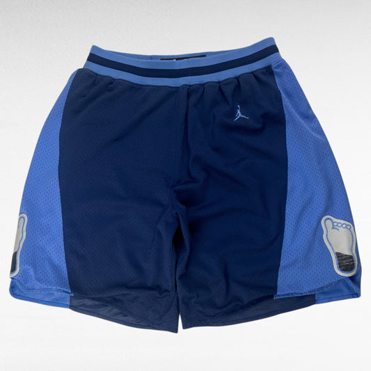 NIKE JORDAN Size M
