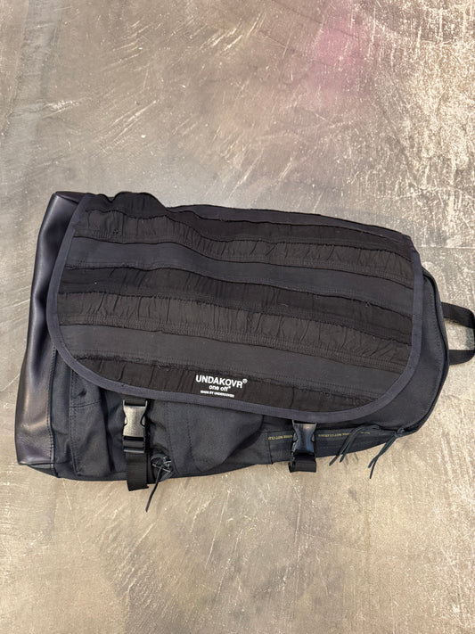 undercover "One Off" Black Size FREE