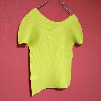 me ISSEY MIYAKE Yellow Pleated Size FREE