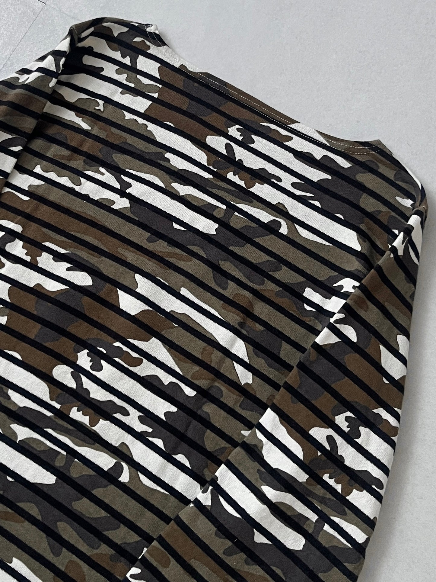 Sophnet. Camo Border Long Sleeve Shirt Size M