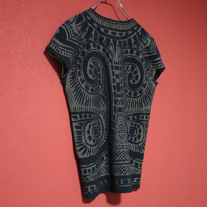 Vintage PLEATS PLEASE 16SS Painted Pottery T-Shirt Size 3