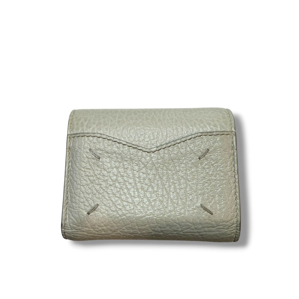 MAISON MARGIELA Trifold Compact Wallet White Size UNI