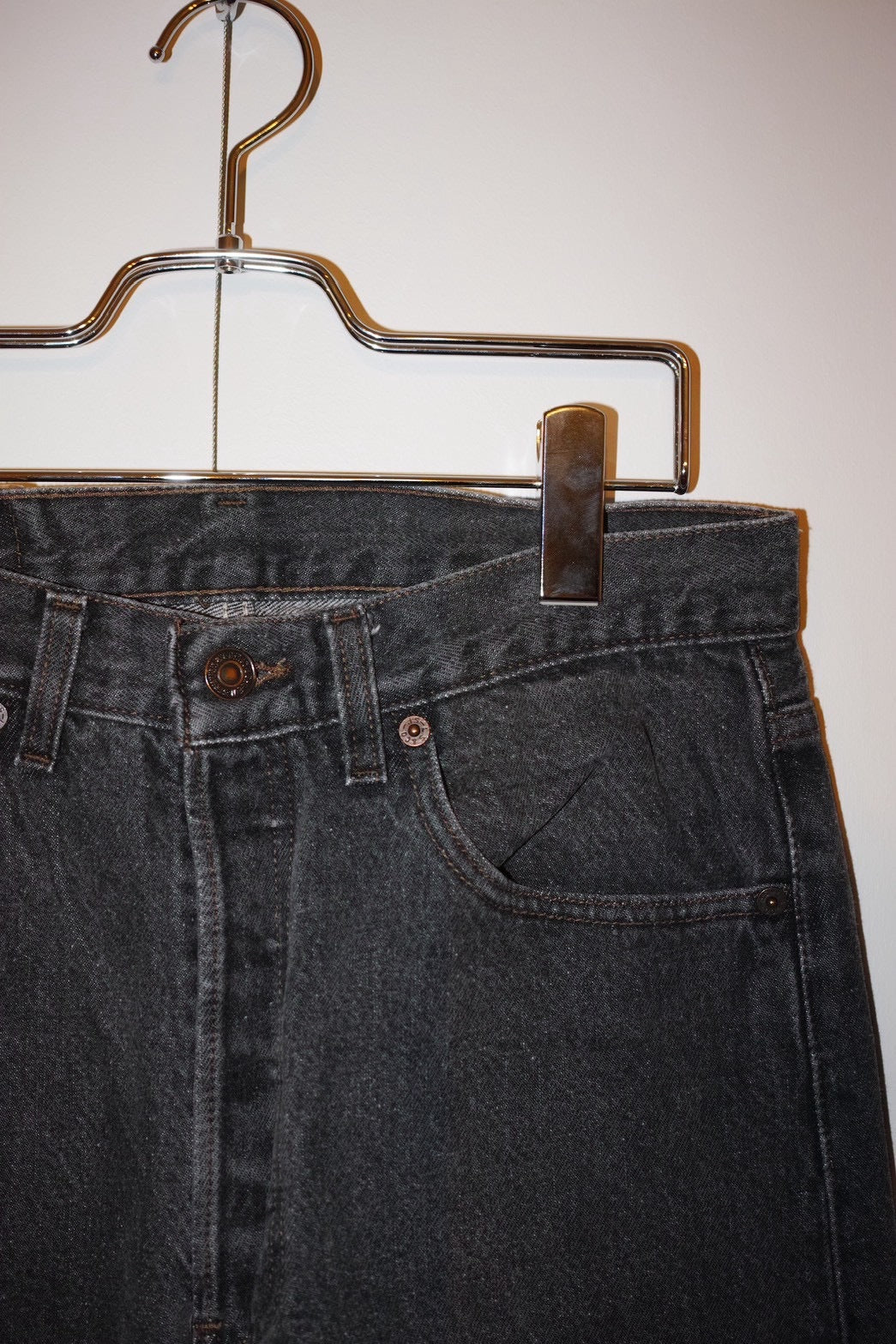 Levi's 90s 501 BLACK Pre-Dyed Made in USA Jeans Size 31