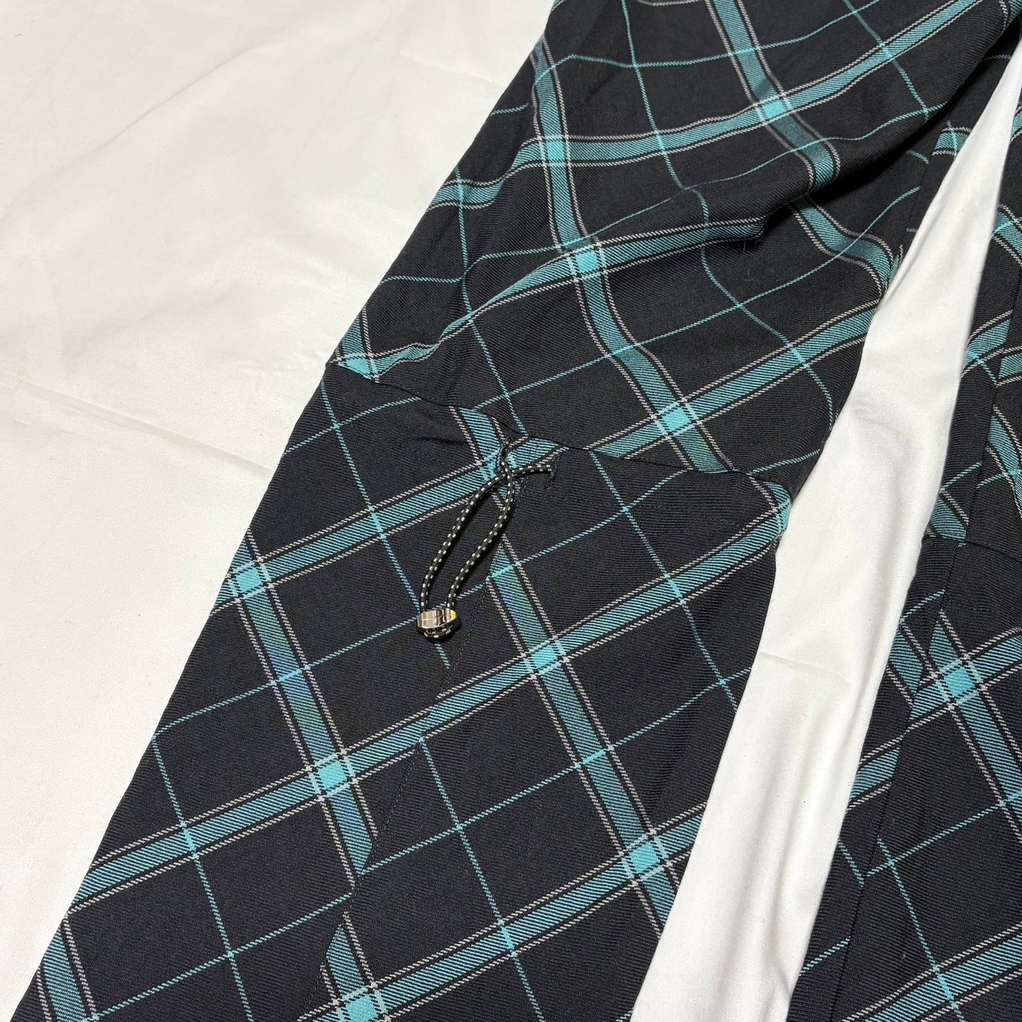 Allege. AW19 Black Blue Check Wool Gathered Pants Size 2