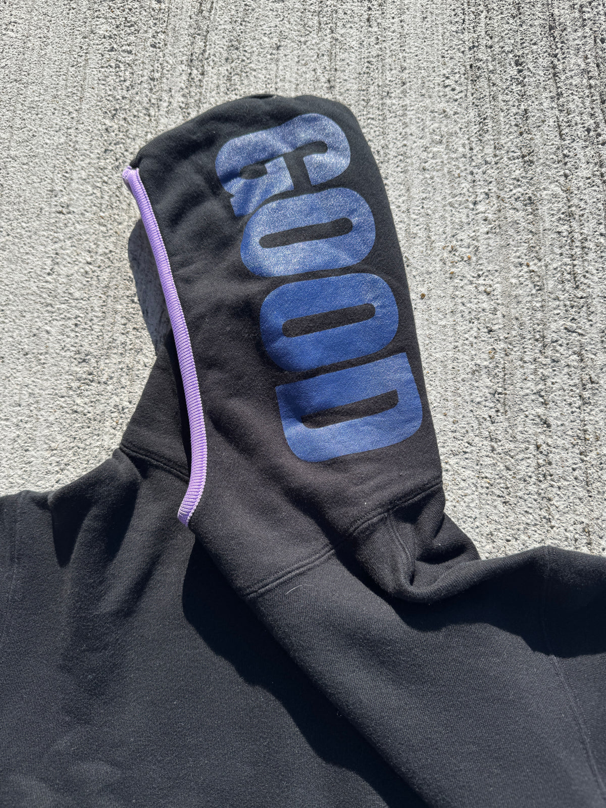 GOODENOUGH Black Pullover Hoodie Size M