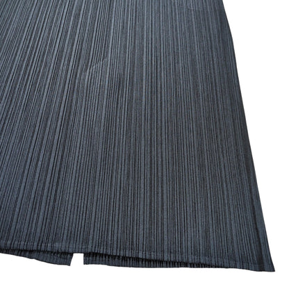 PLEATS PLEASE ISSEY MIYAKE Back Slit Pleats Skirt Size 3