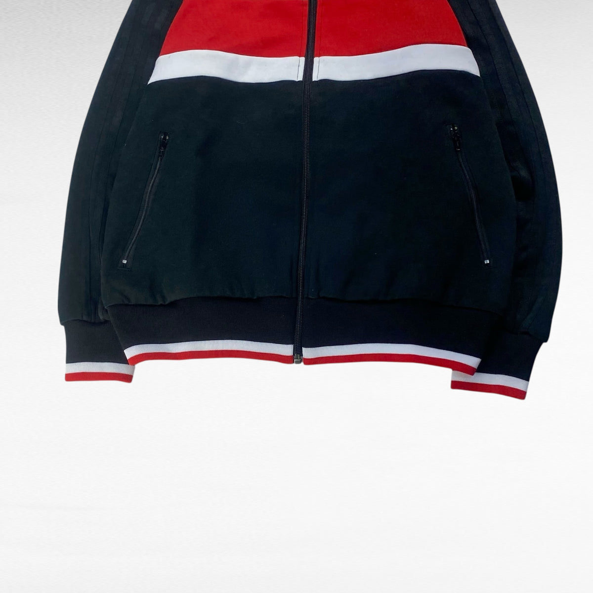 adidas originals 00s Jacket Size M