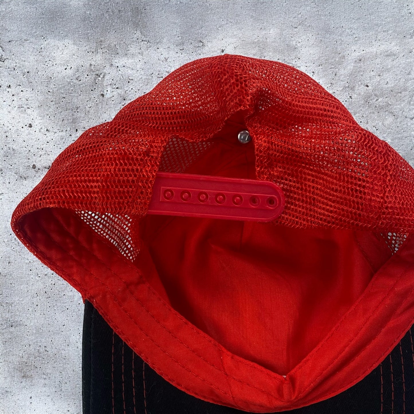 Six Flags Hat Size ONE SIZE