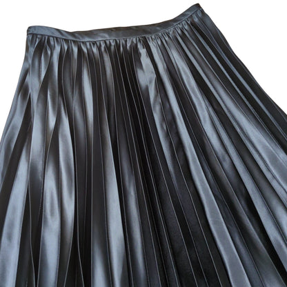 robe de chambre COMME des Pleats Skirt