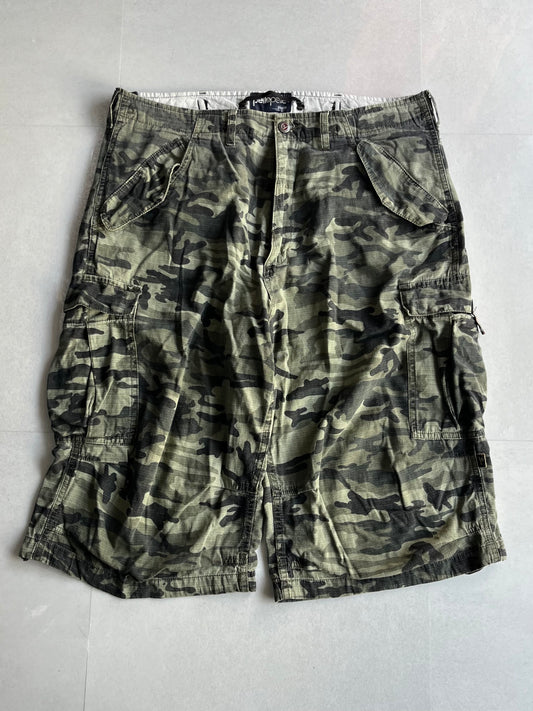 Pelle Pelle Green Camo Wide Short Pants Size WAIST