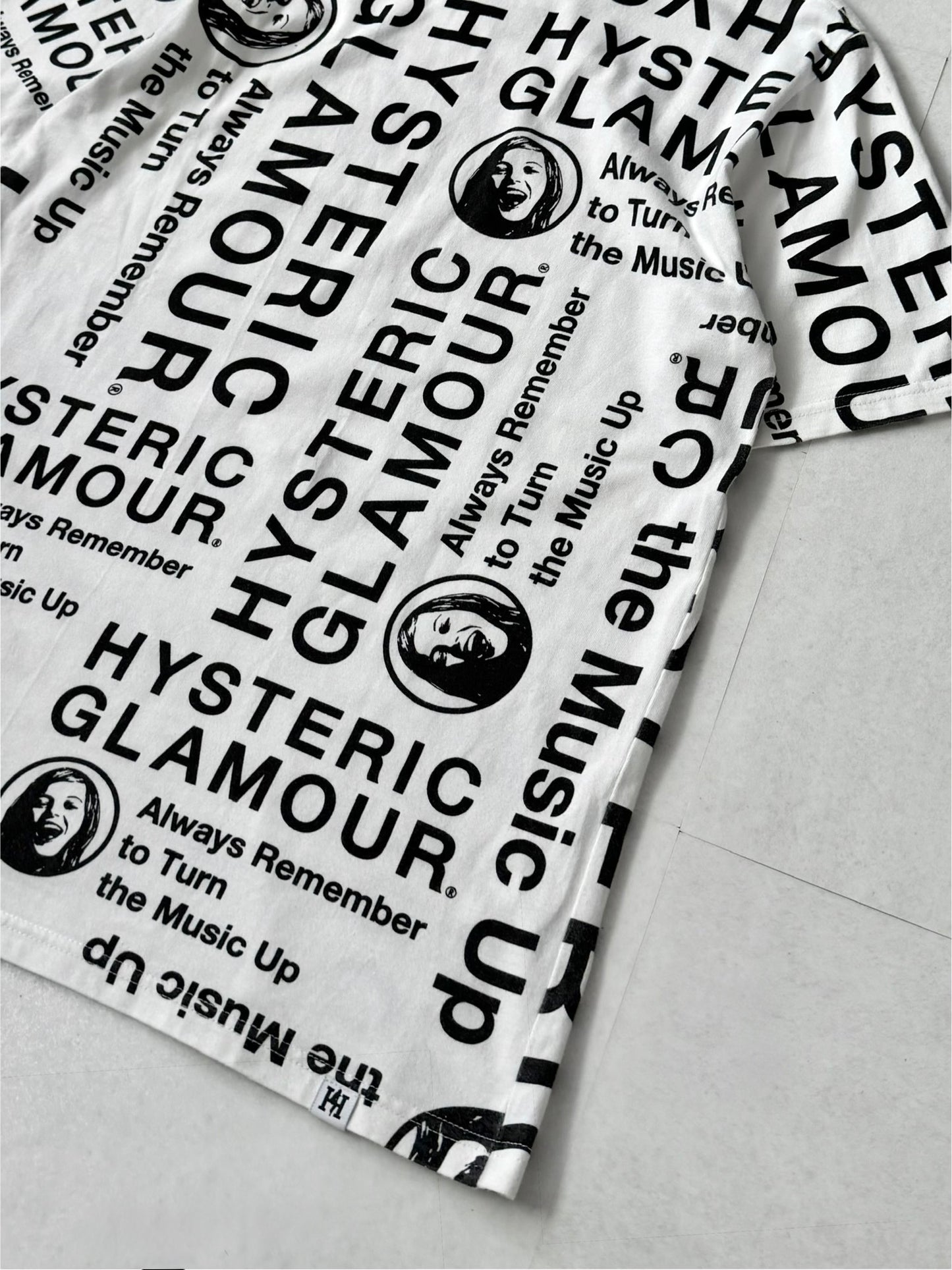 Hysteric Glamour White Graphic T-Shirt Size S