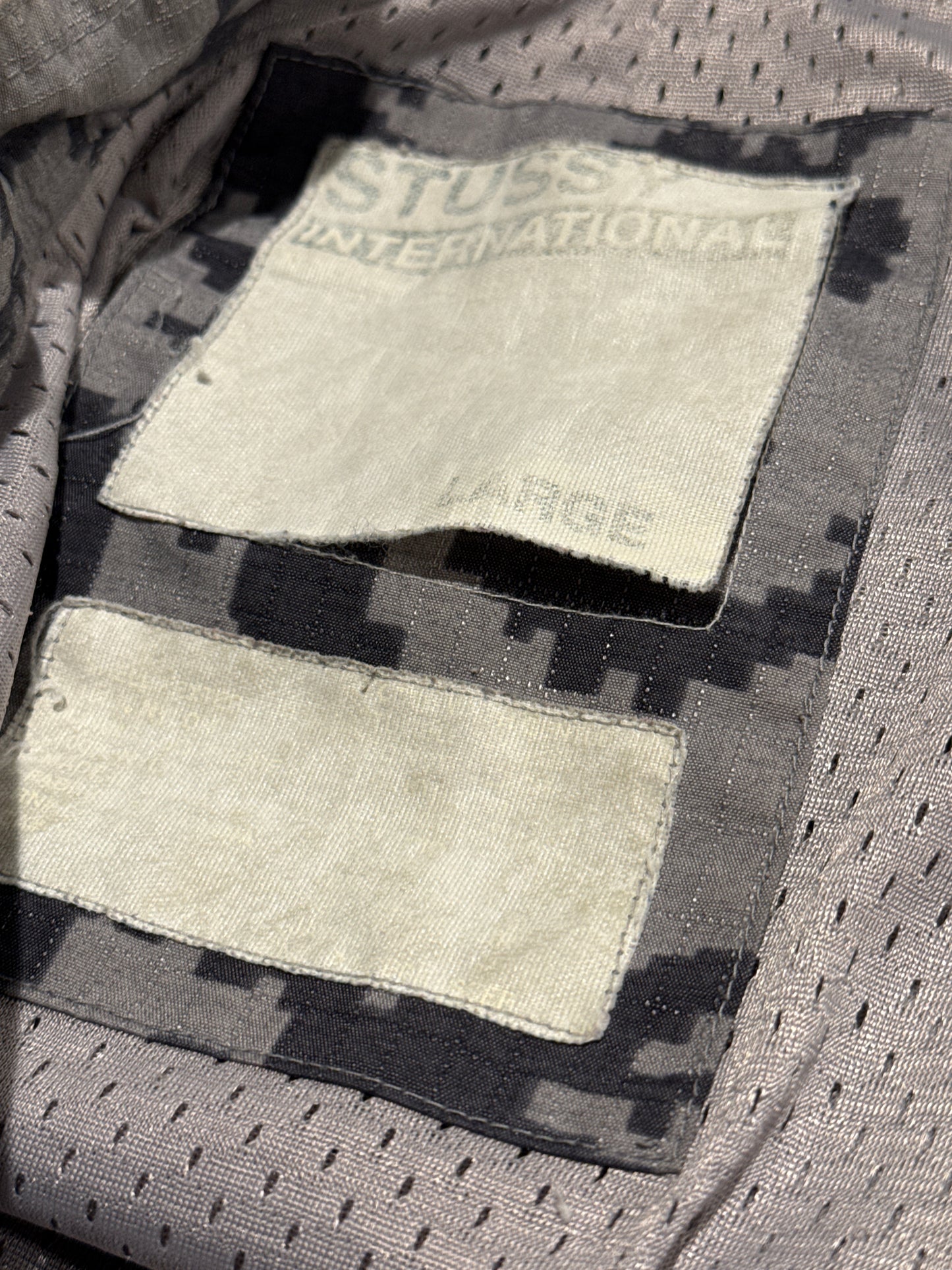 STUSSY 00s Digital Camo Polyester Size L
