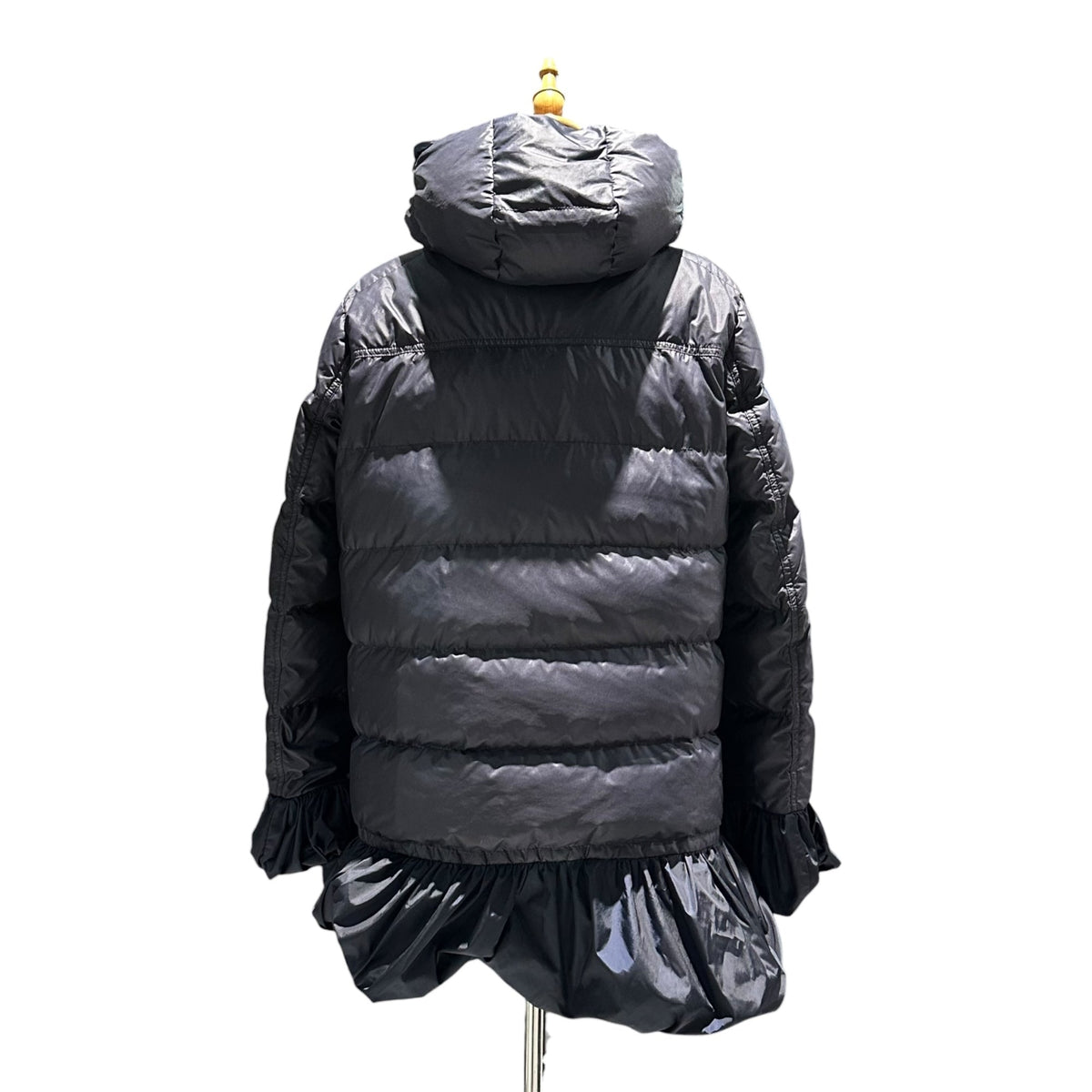 MONCLER sacai Seri Frill Down Jacket Navy Size 4