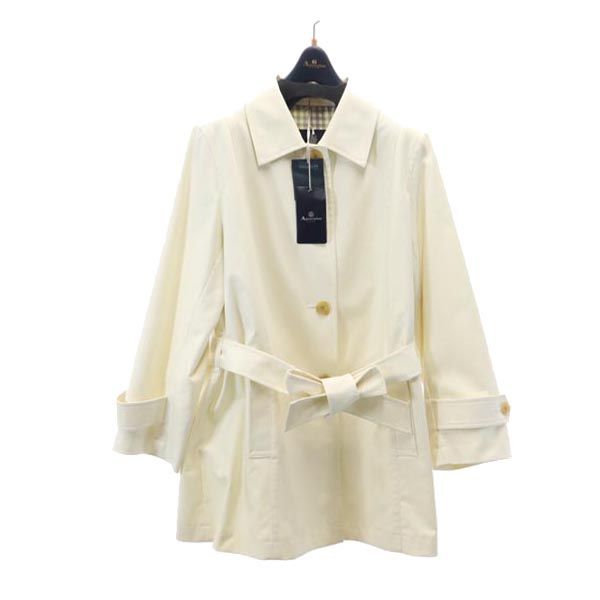 Aquascutum White Stand Collar Coat Size JP 15
