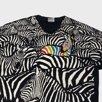Liquid Blue 90s Zebra Art Overprint USA Made Tee Size L
