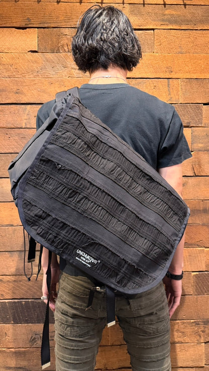 undercover "One Off" Black Size FREE