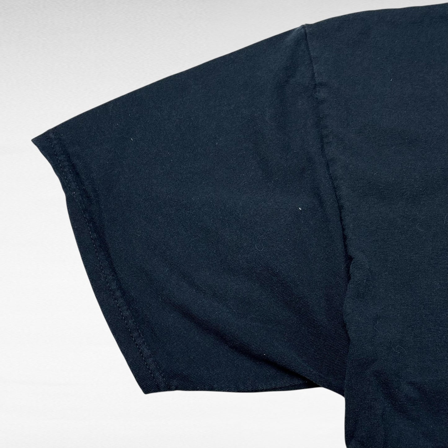 Gildan 00s T-Shirt Black Size XL