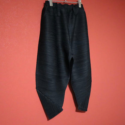 PLEATS PLEASE Sarouel Pleated Tapered Pants Size 3