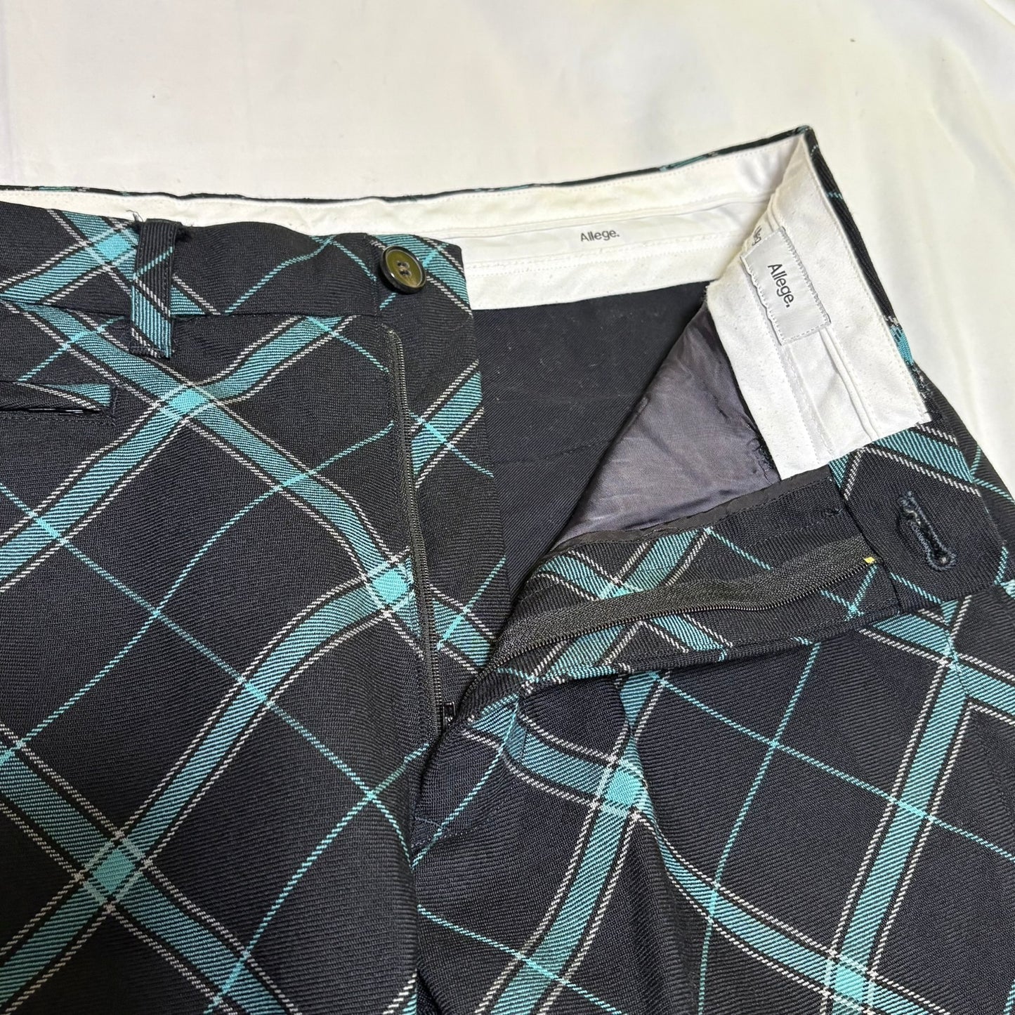 Allege. AW19 Black Blue Check Wool Gathered Pants Size 2