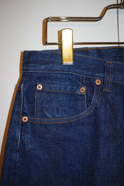 Levi's 90s 501 Made in USA 100% Cotton Jeans Size 32