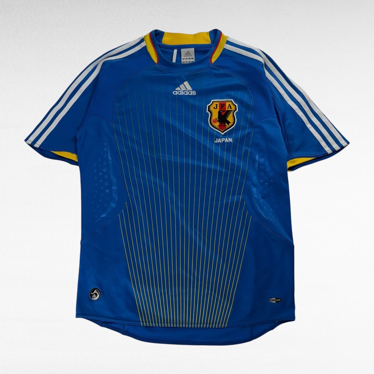 Adidas 00s Shirt Size M