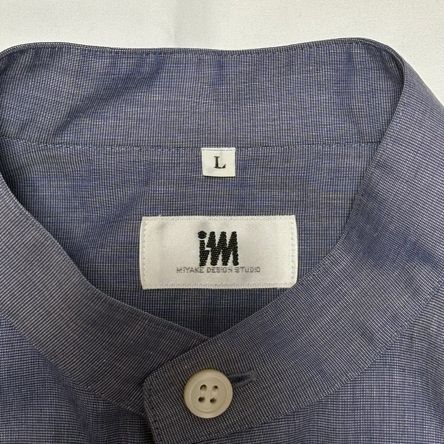 ISSEY MIYAKE Blue Cotton Chambray Band Collar Shirt Size L