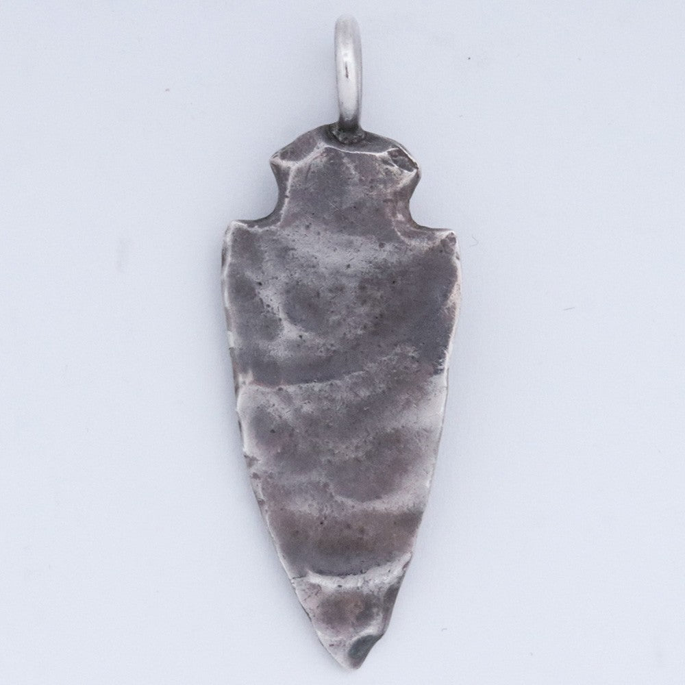 GORO'S K18 Gold Metal Arrowhead Pendant Silver