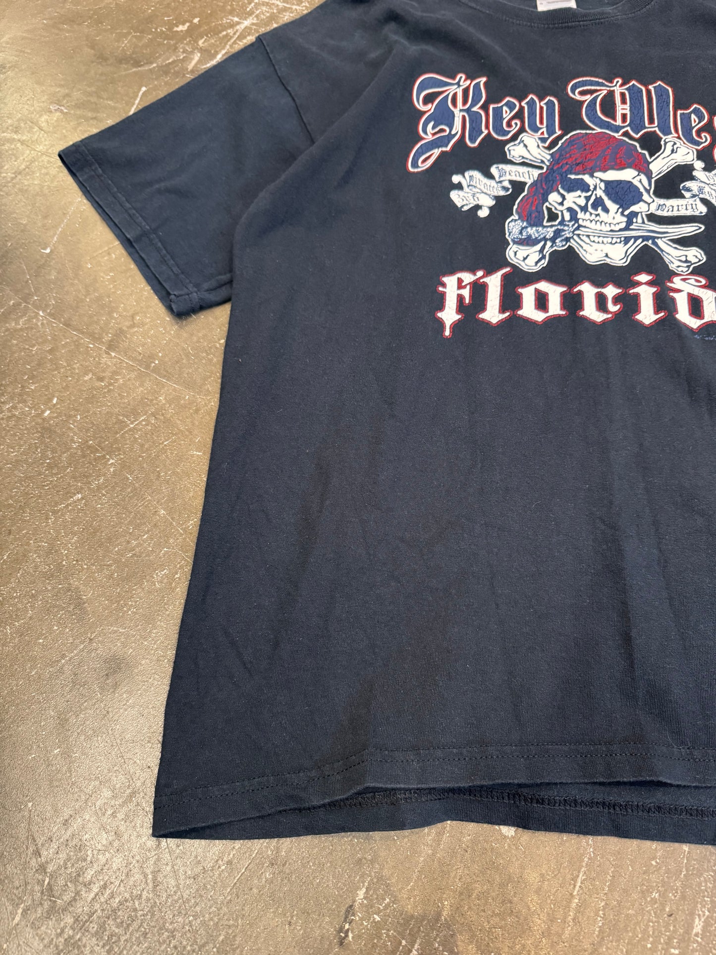 Vintage Black Cotton Tee Size L