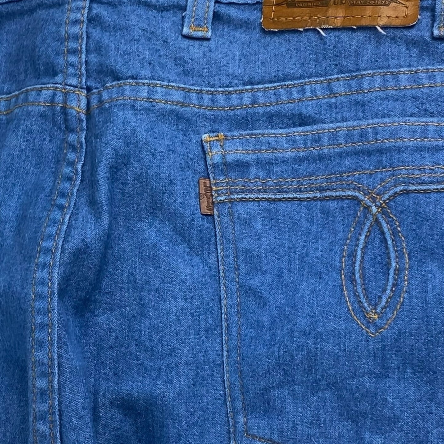 Levi's 90s Boots Size W42
