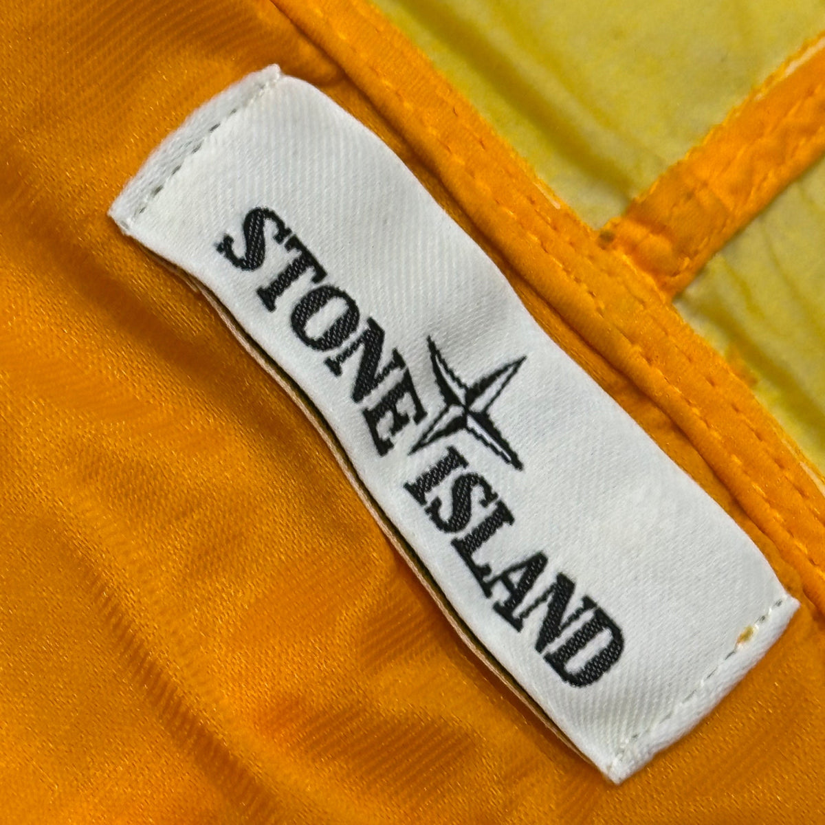 STONE ISLAND 18SS Resin Poplin Hooded Jacket Yellow Size XL