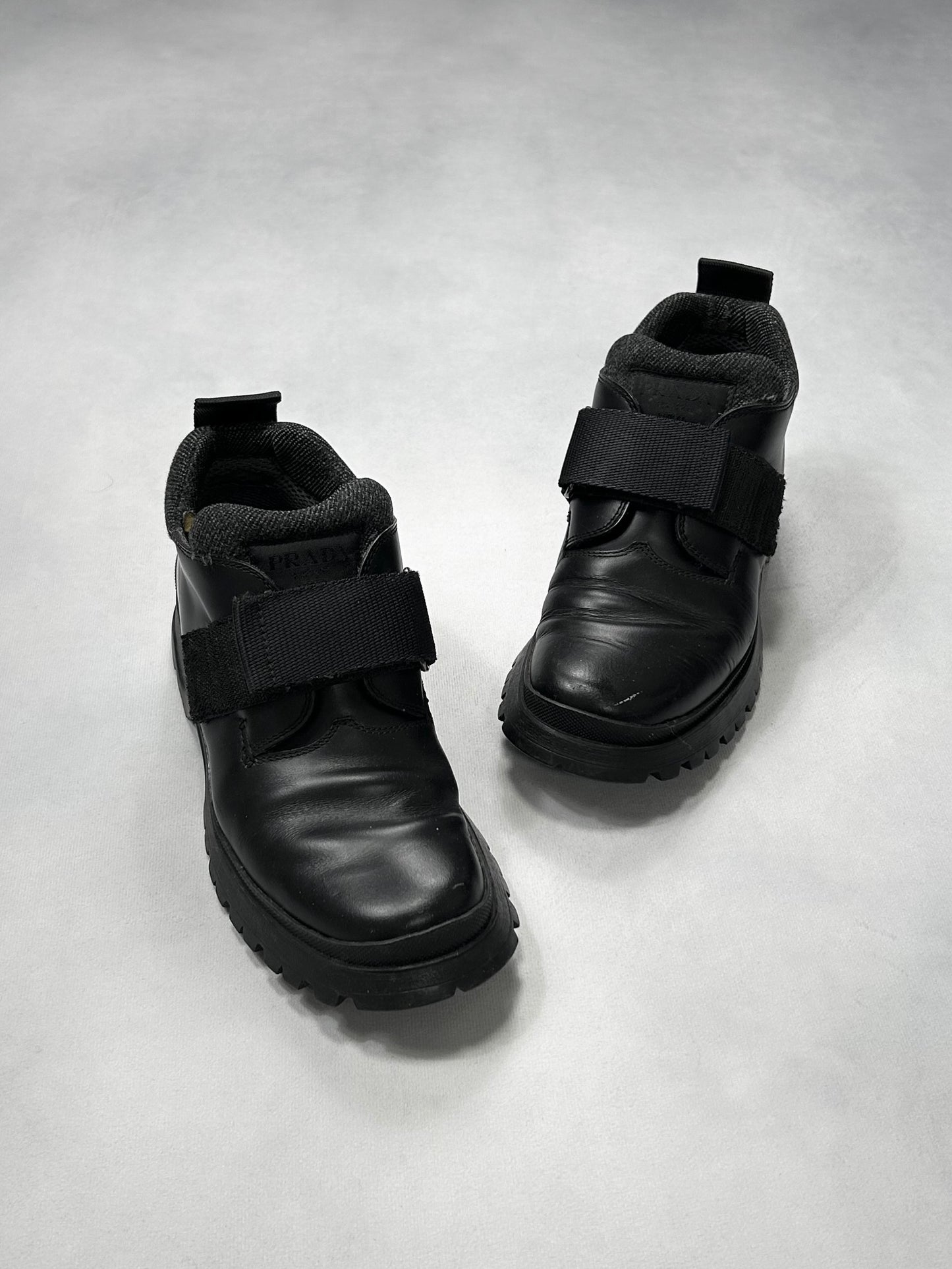 Prada velcro leather tech shoes (F/W 1999) Black Size 9