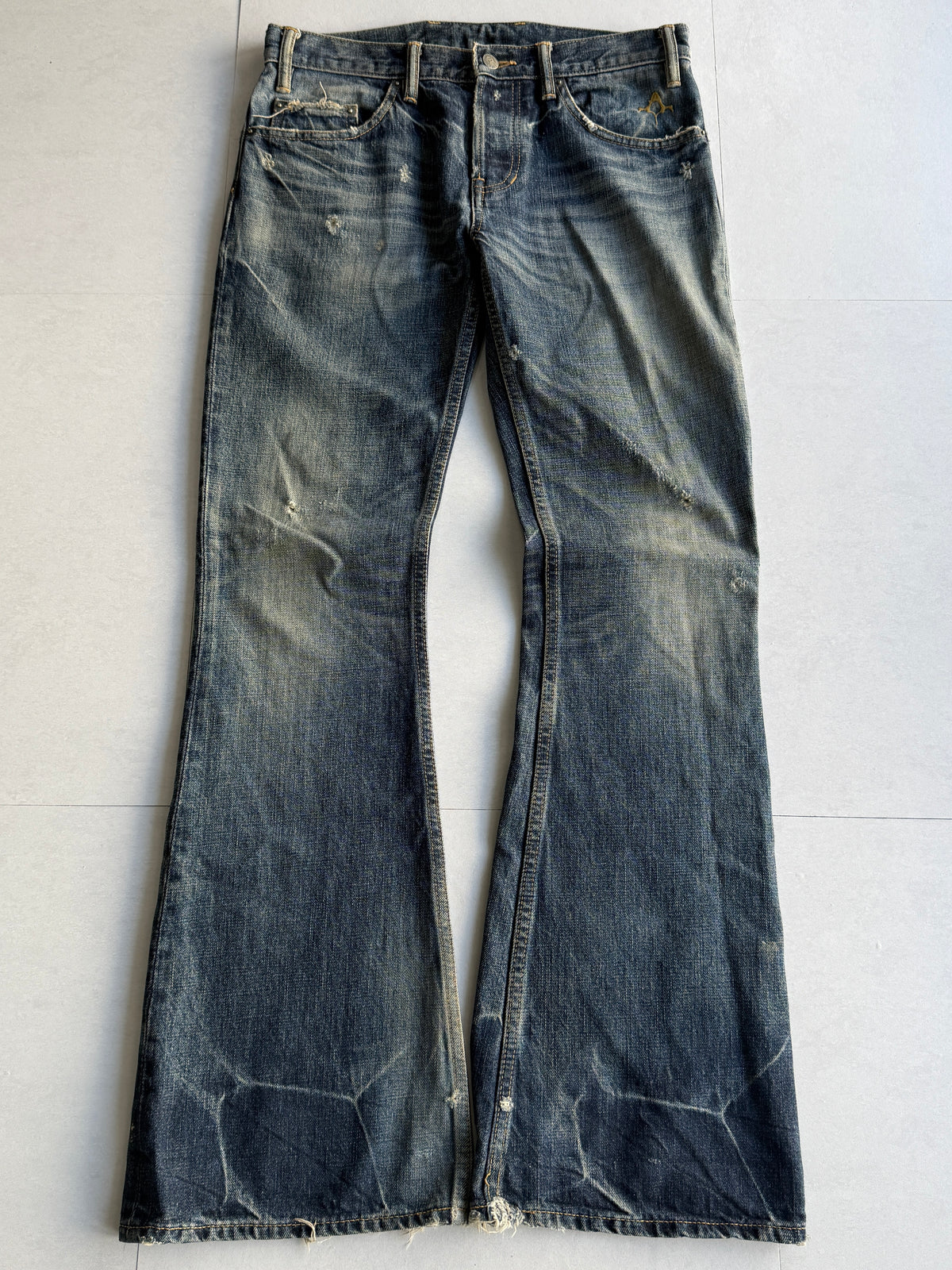 BACK BONE Worn Indigo Flared Jeans