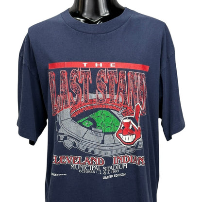 MLB Vintage Cleveland Indians Stadium T-Shirt Size XL