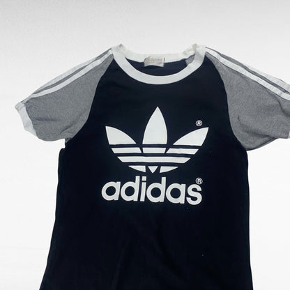 adidas originals T-Shirt Size XS
