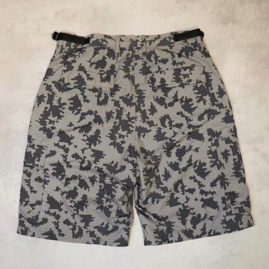 STUSSY 00s Digital Camo Polyester Size L