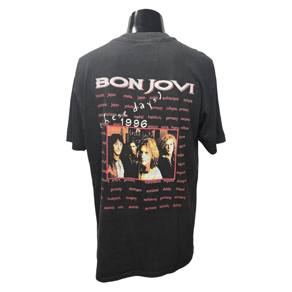 BON JOVI 90s "THESE DAYS 1996 TOUR" Vintage T-Shirt Size L
