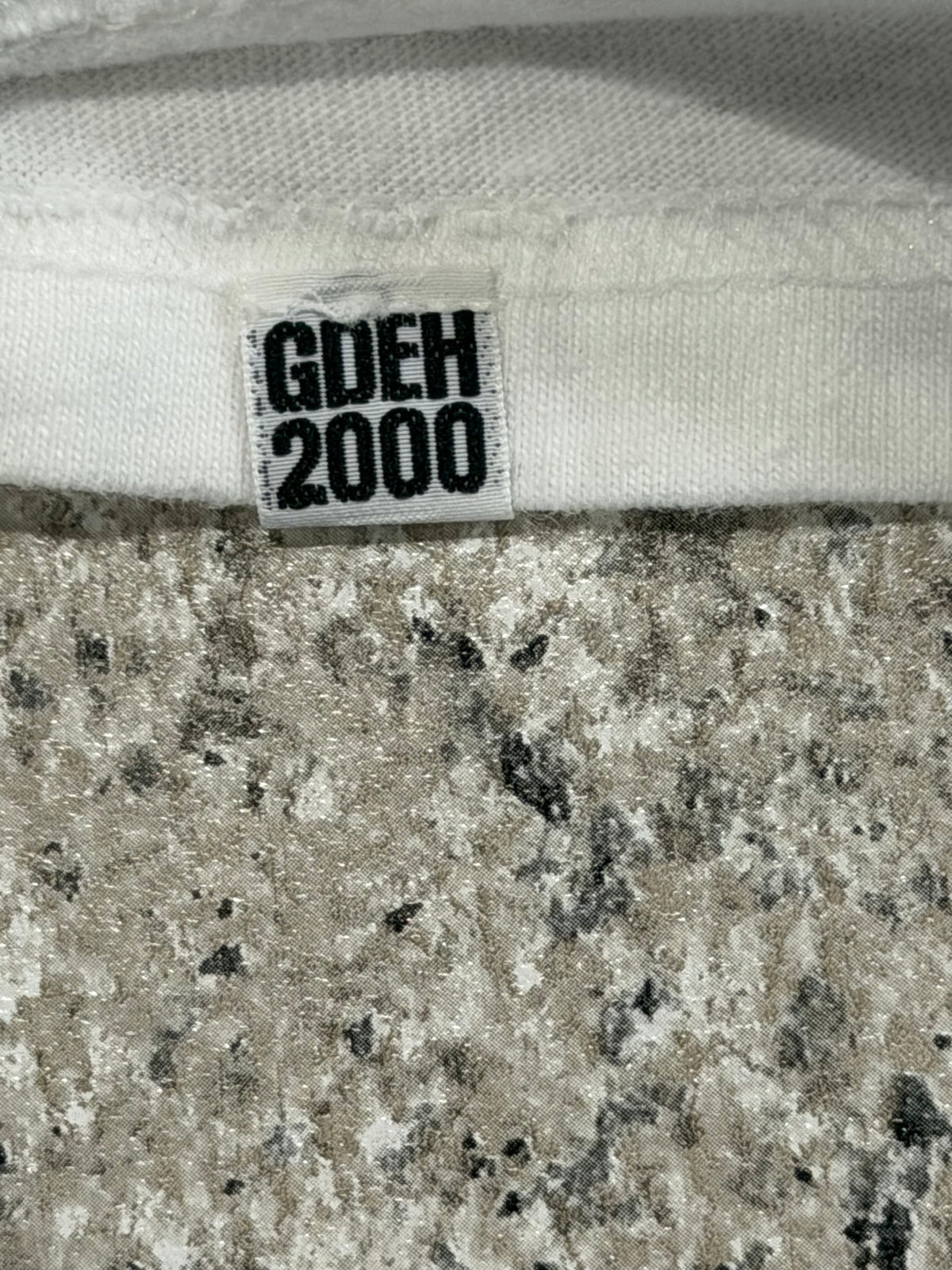 GOODENOUGH Micro G Logo T-Shirt White Size L