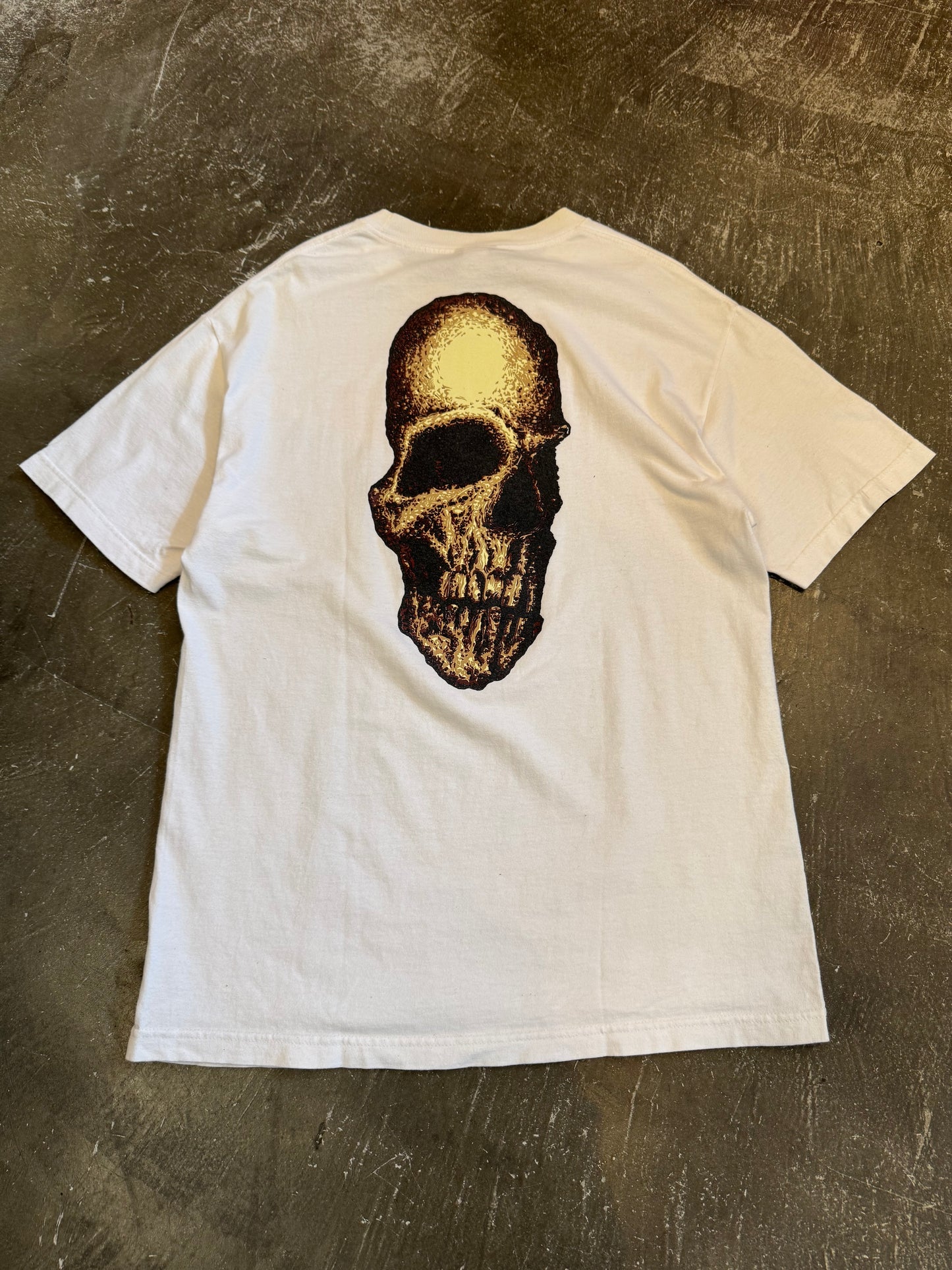 Vintage SANTA CRUZ White Cotton Tee Size L