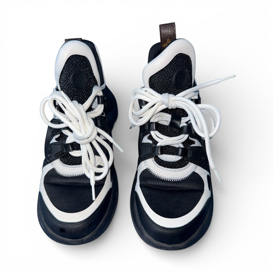 Louis Vuitton Sneakers Size 23.0
